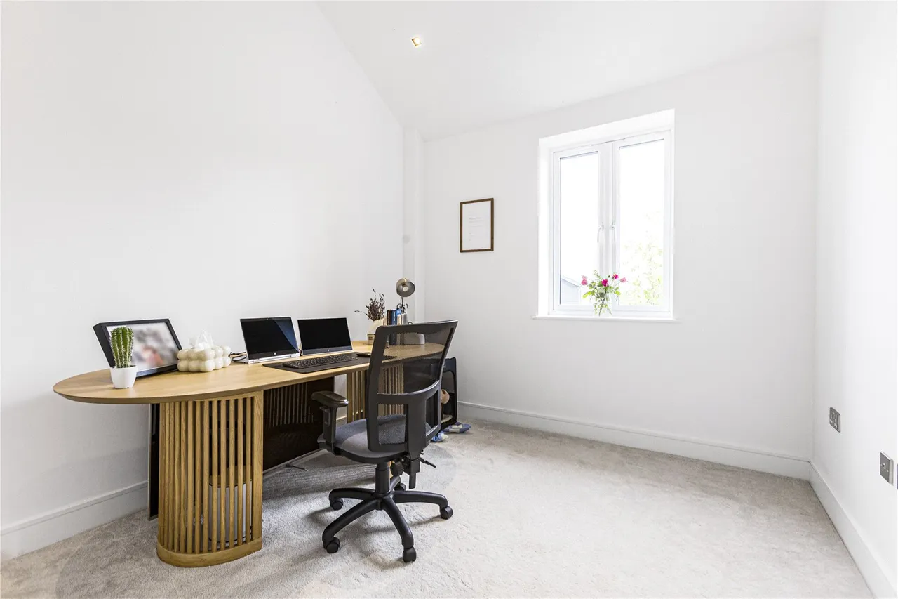 The Ridings, Ponsbourne Manor, Newgate Street, SG13 8QX, photo 16