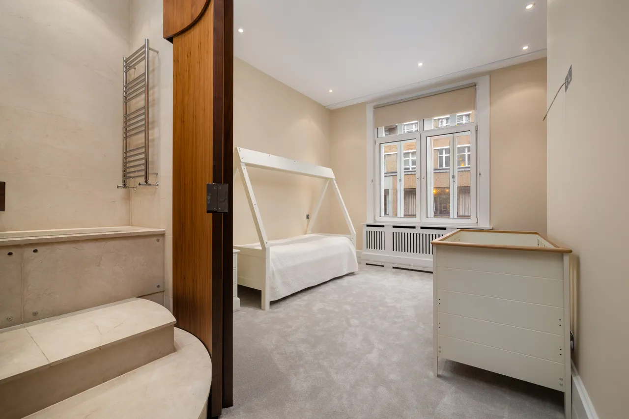Sloane Street, Knightsbridge, SW1X, photo 11