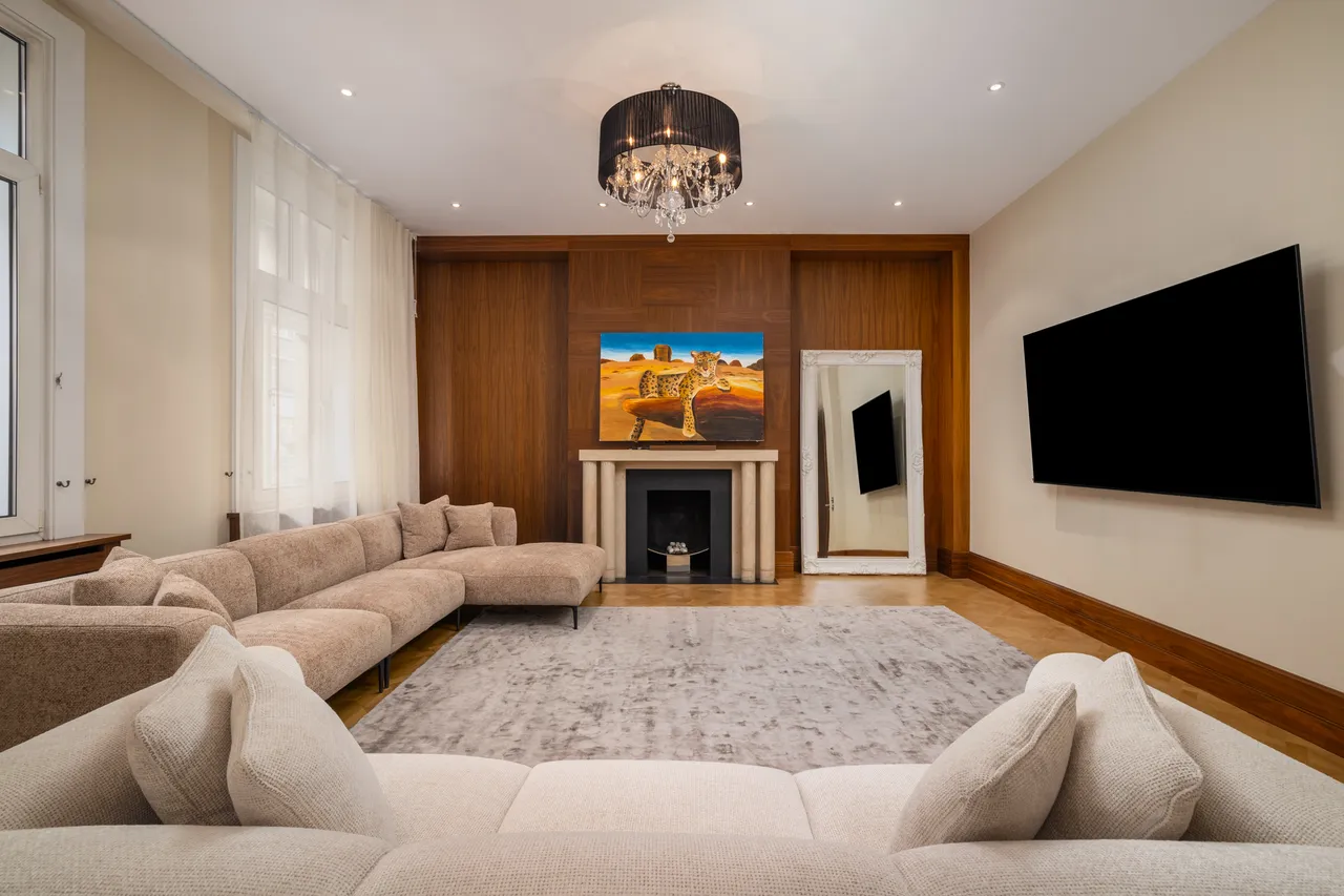 4 bed flat to rent, Sloane Street, Knightsbridge, SW1X