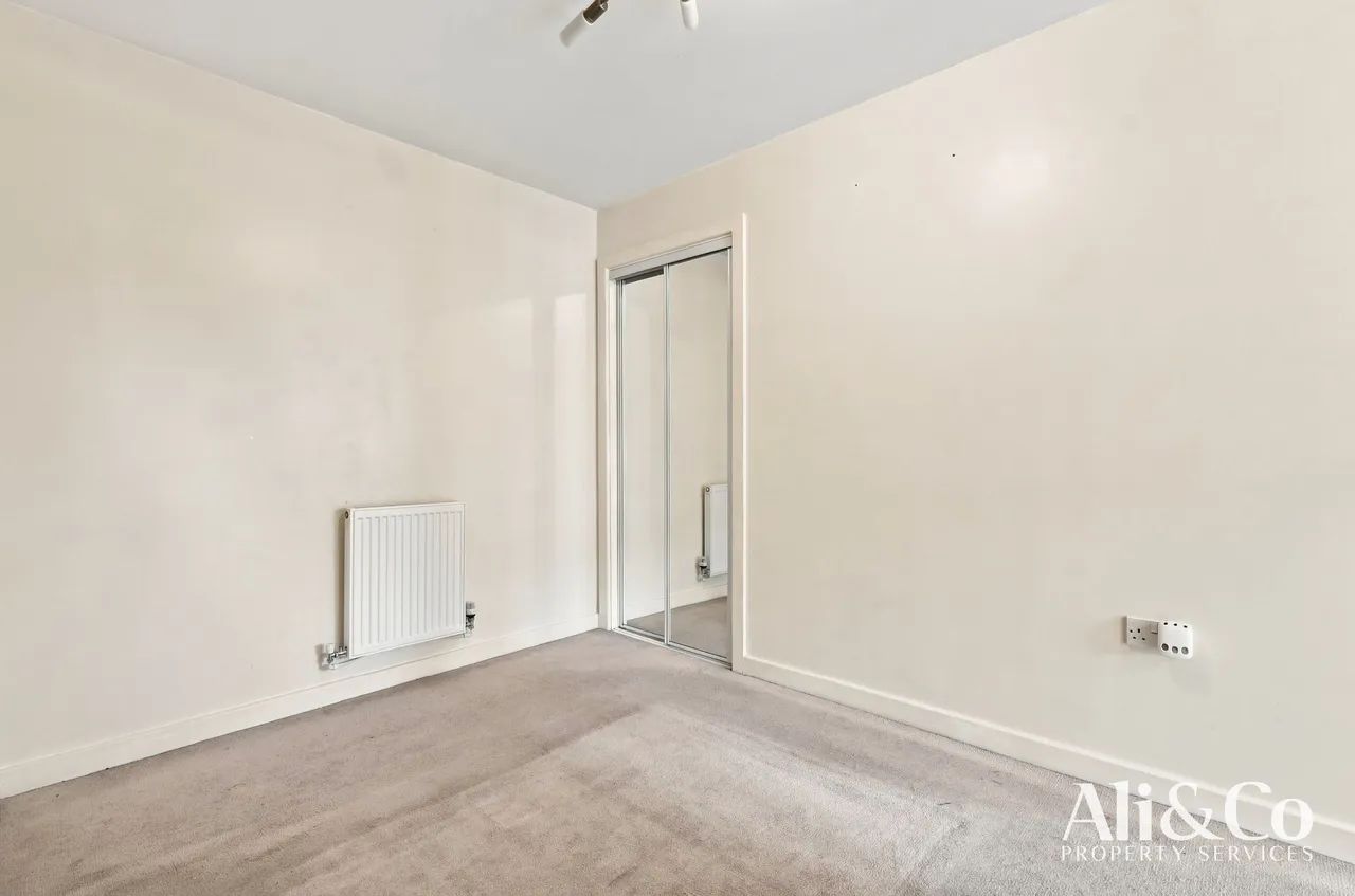 Griffiths Road, Purfleet-on-Thames, Essex, RM19 1AR, photo 10
