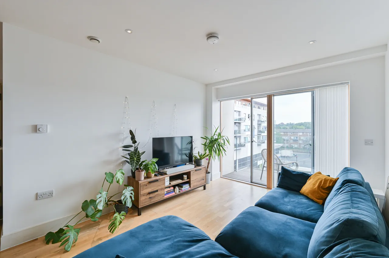 76 Derry Court, 386 Streatham High Road, London, photo 8