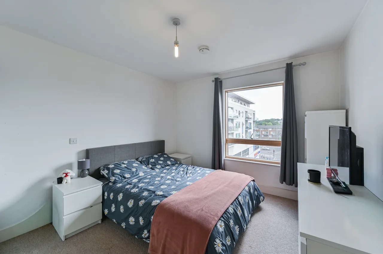 76 Derry Court, 386 Streatham High Road, London, photo 2