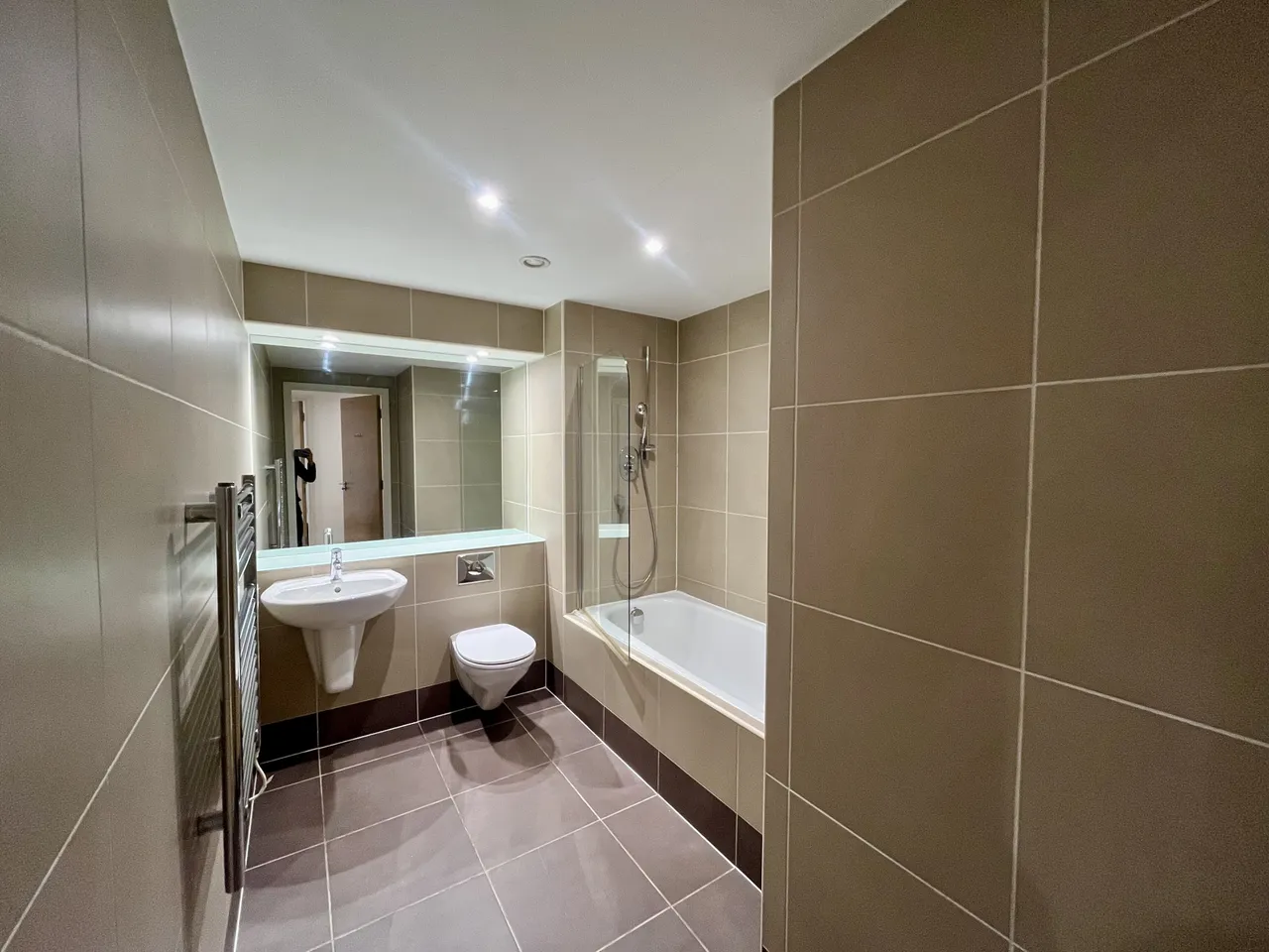 One Brewery Wharf City Centre, Leeds, LS10, photo 5