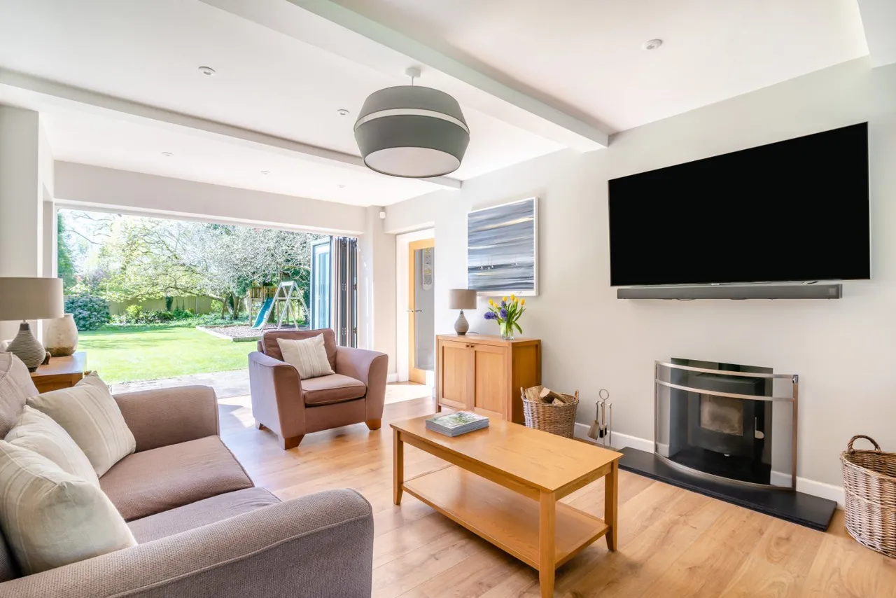 Old Broyle Road, West Broyle, PO19, photo 3