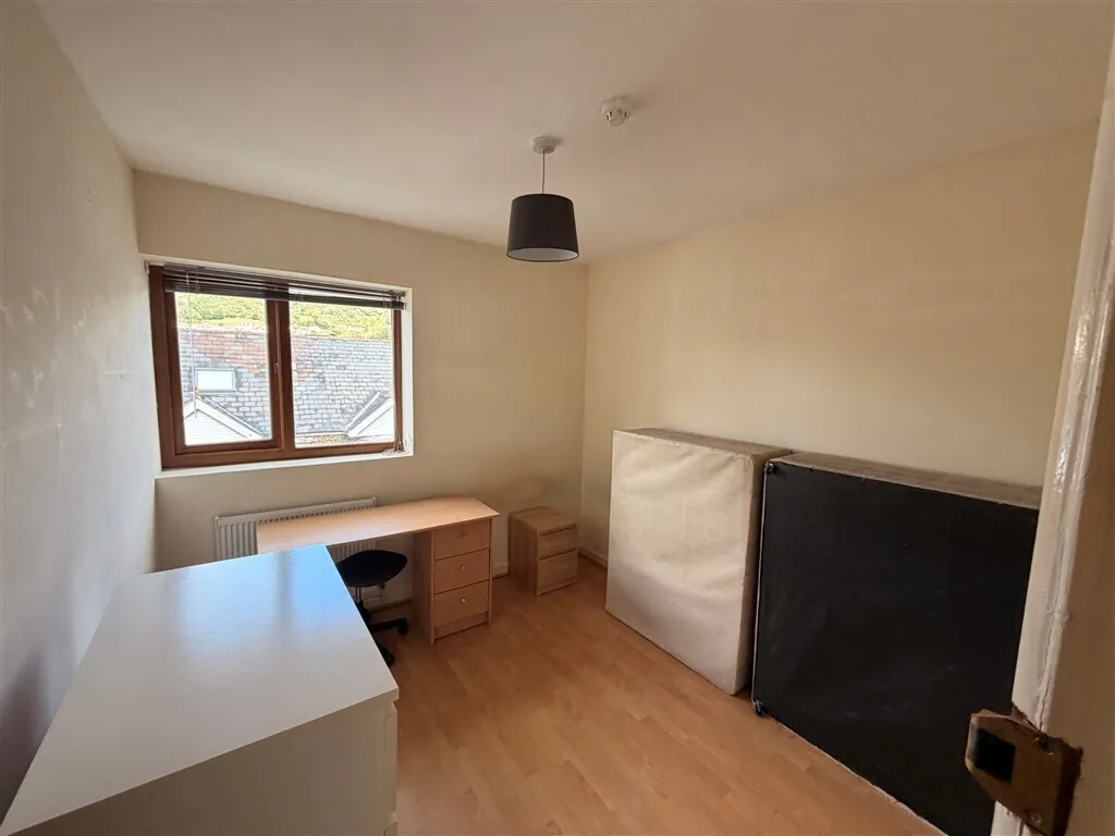 Wood Road, Pontypridd, CF37, photo 5