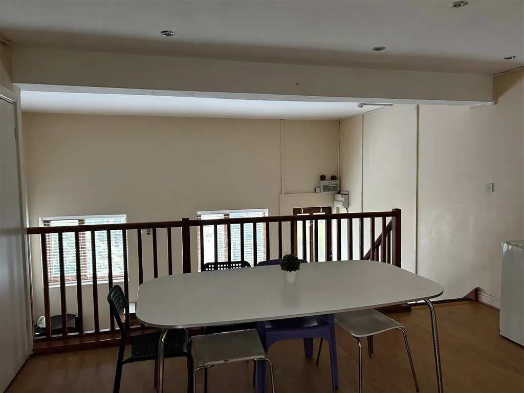 Wood Road, Pontypridd, CF37, photo 8