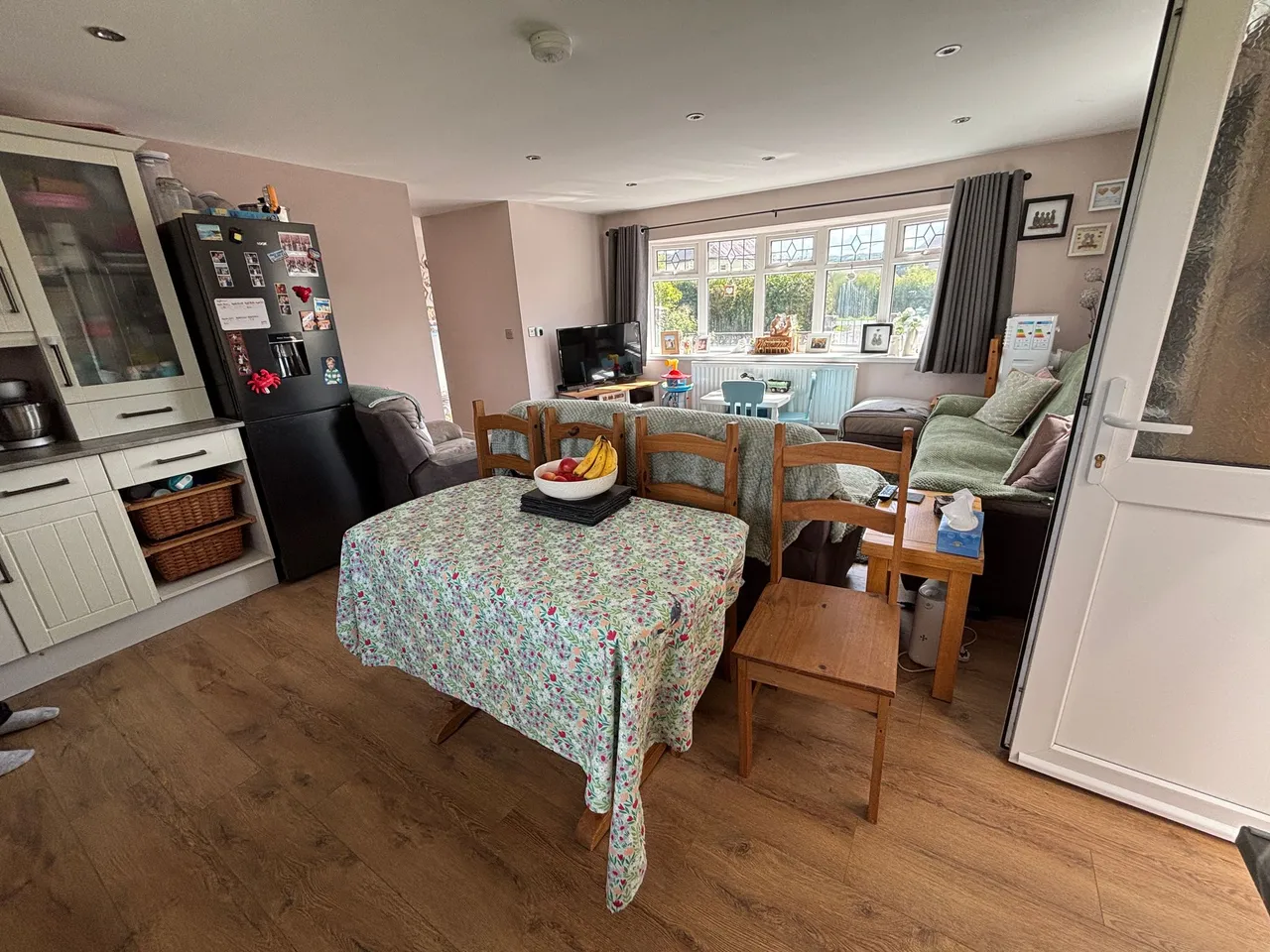 Llangadog, SA19, photo 8