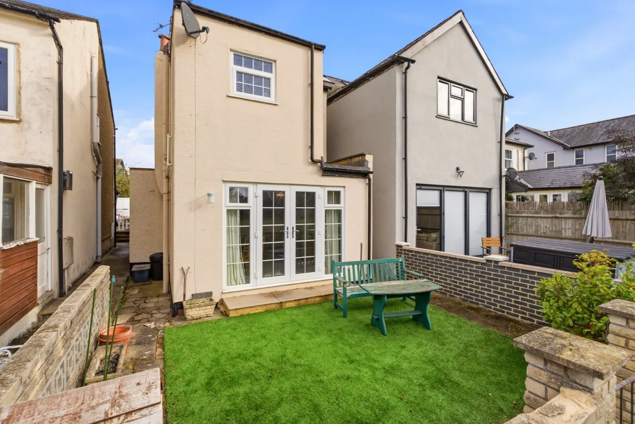High Street, Colney Heath, AL4, photo 9