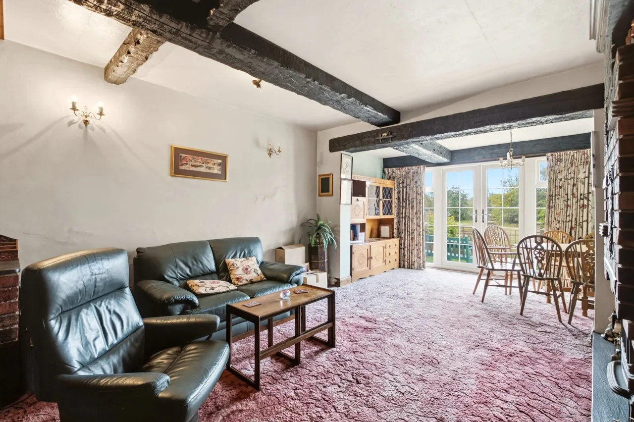 High Street, Colney Heath, AL4, photo 2