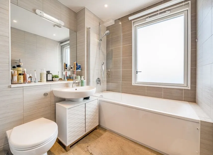 Station Road, New Southgate, N11, photo 5