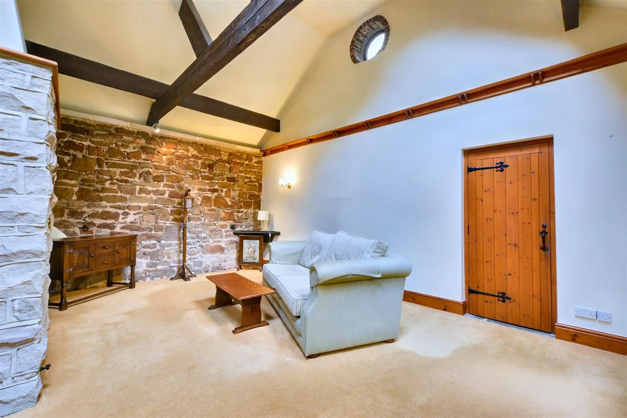 The Mews, Stanton by Dale, DE7, photo 2