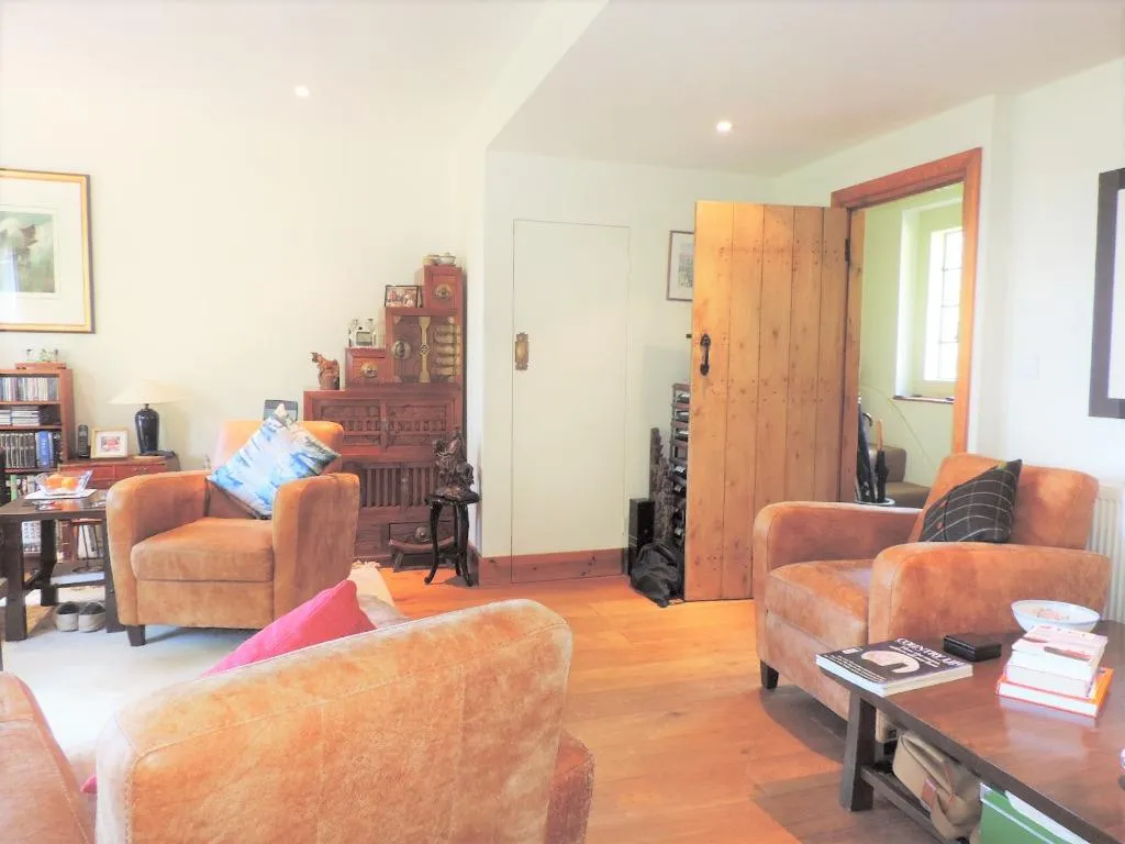 Upper Guildown Rd, Guildford, GU2, photo 4