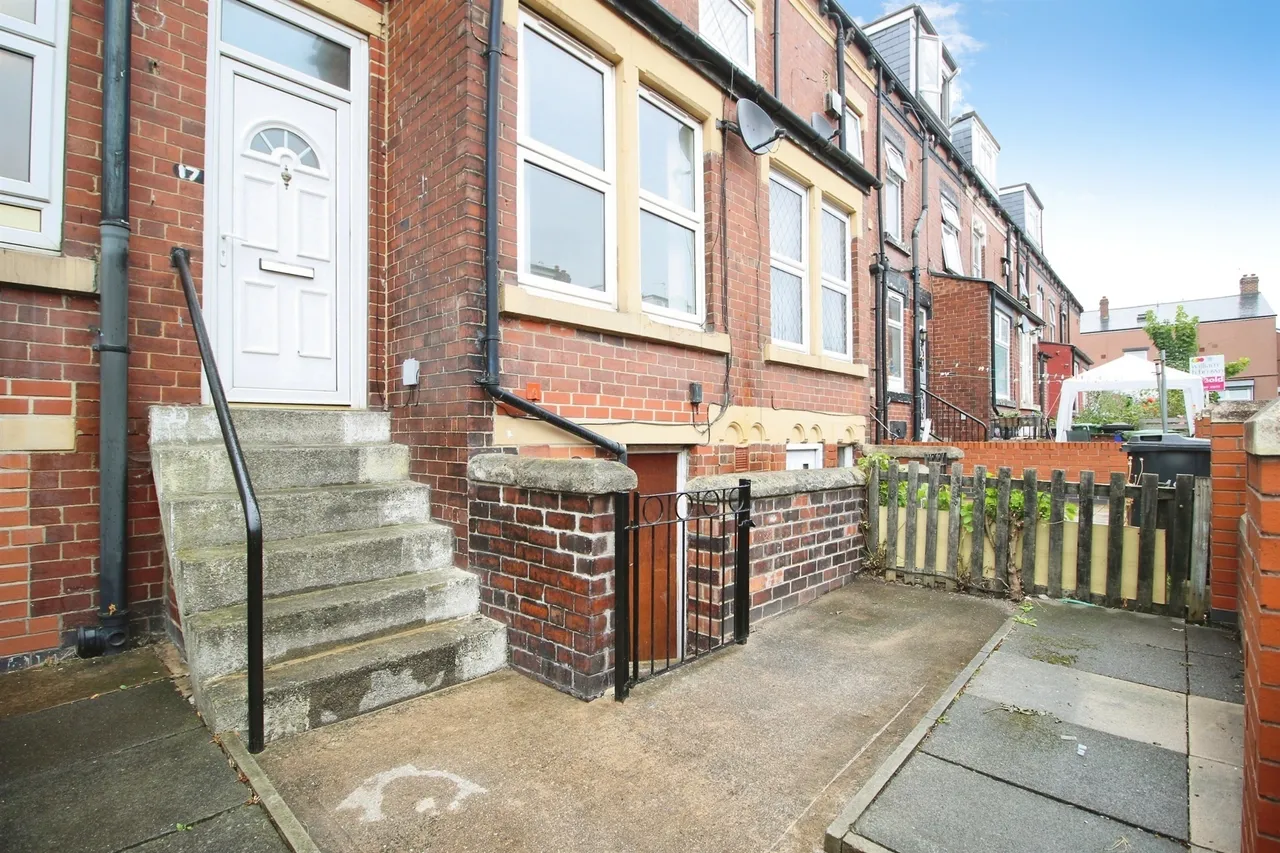 St. Hildas Place, Leeds, photo 9