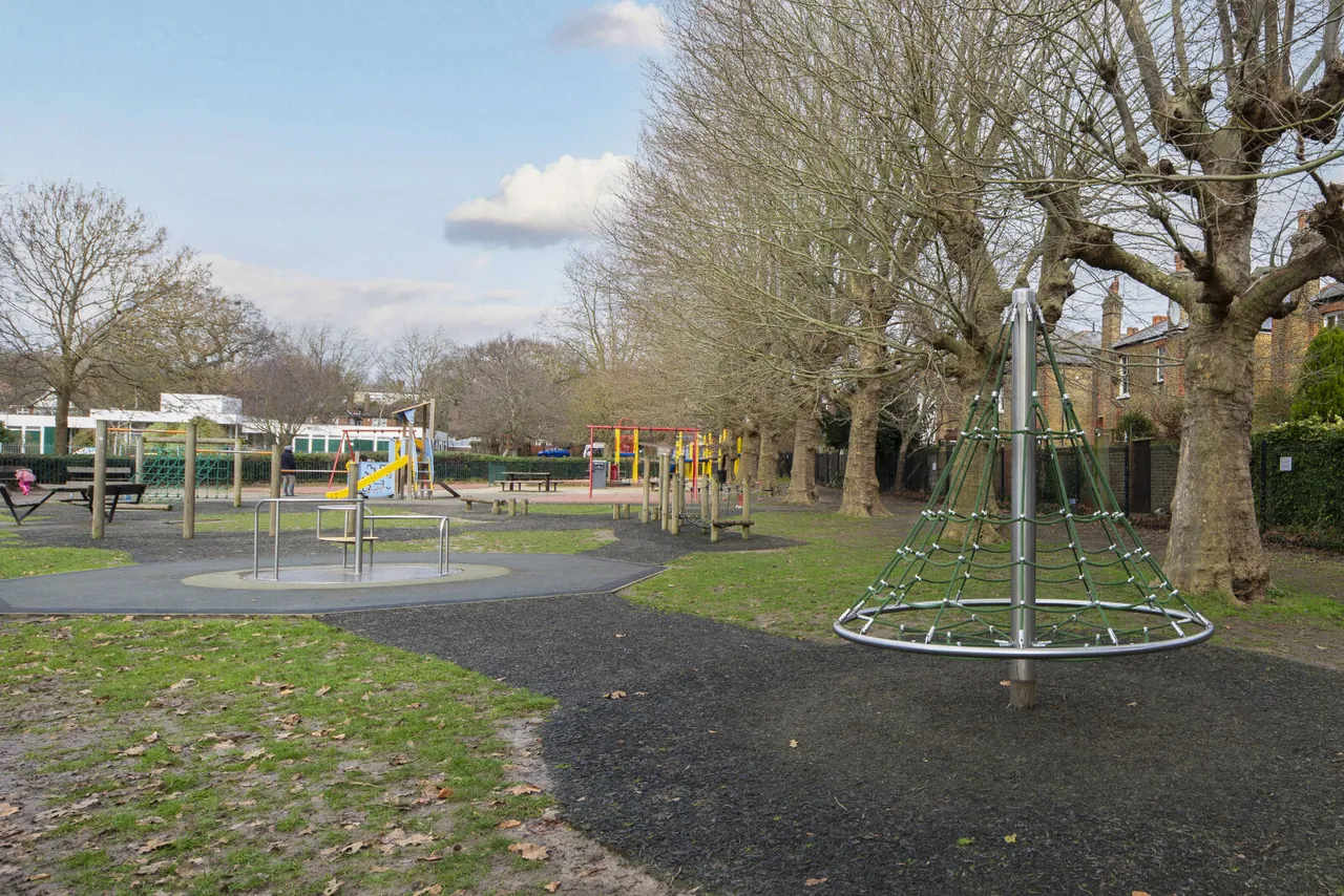 Durham Road, West Wimbledon, SW20, photo 6