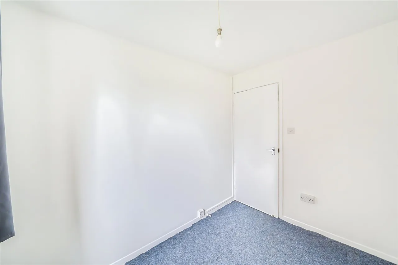 Thant Close, London, E10, photo 4