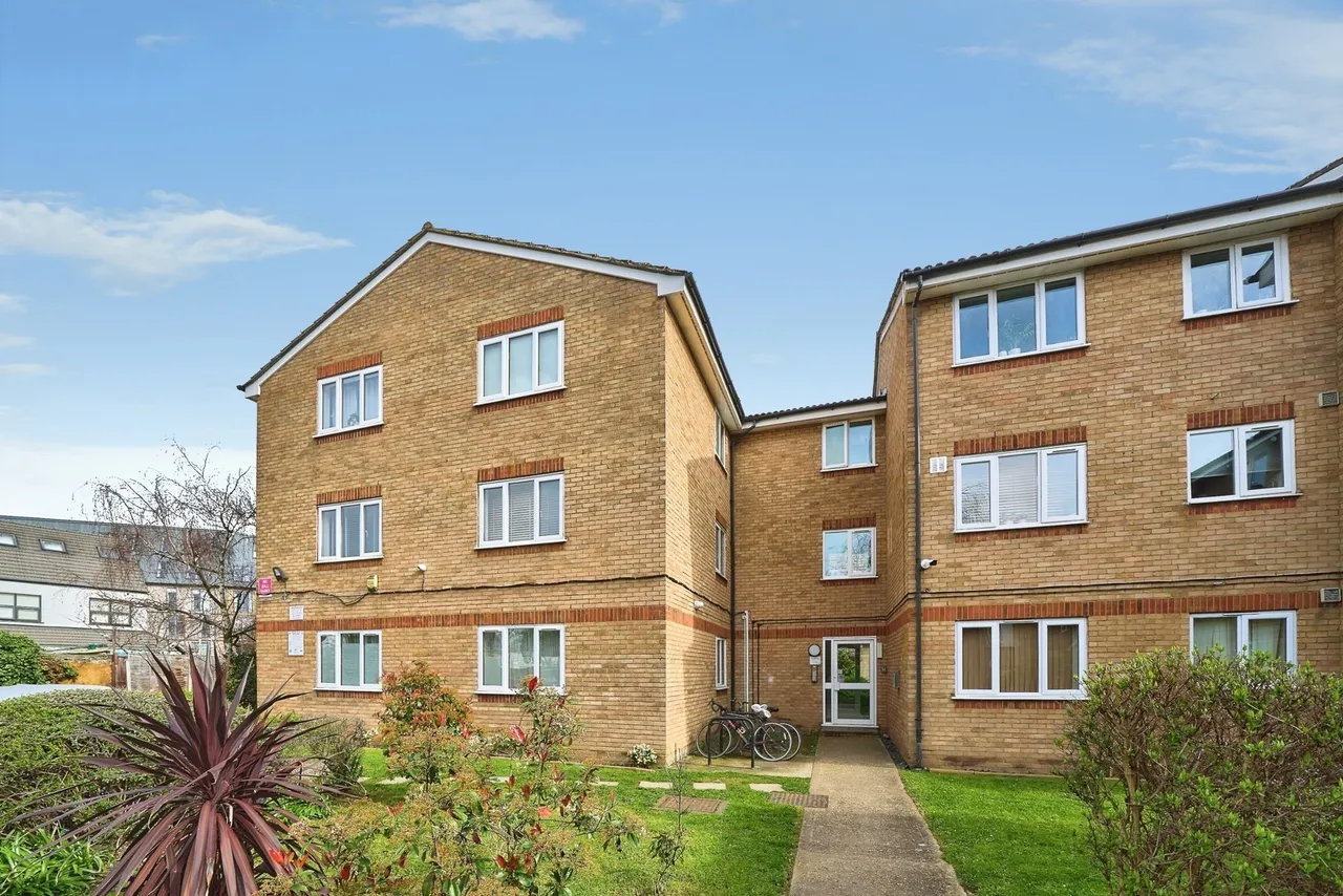 Thant Close, London, E10, photo 21