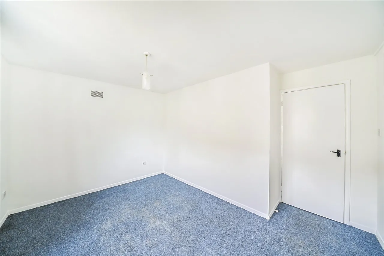 Thant Close, London, E10, photo 15