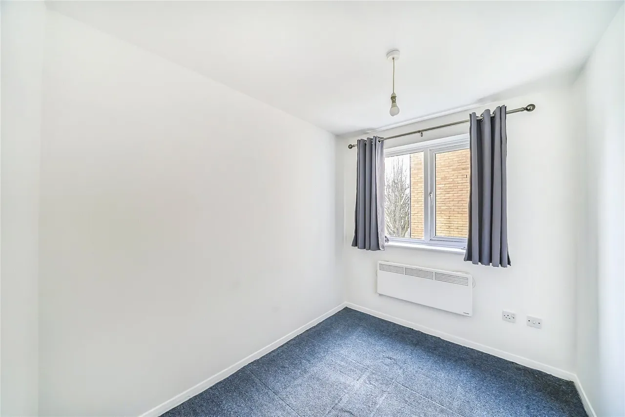 Thant Close, London, E10, photo 20