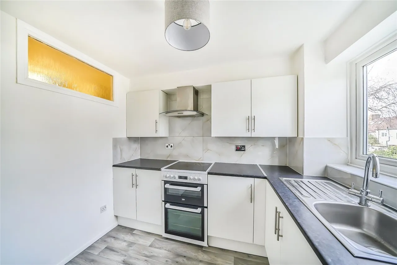 Thant Close, London, E10, photo 5