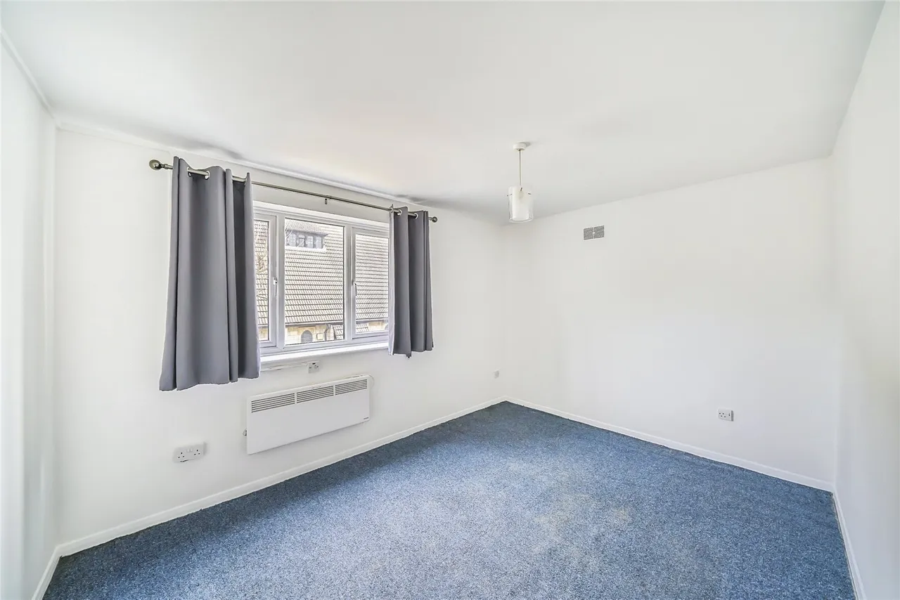 Thant Close, London, E10, photo 13