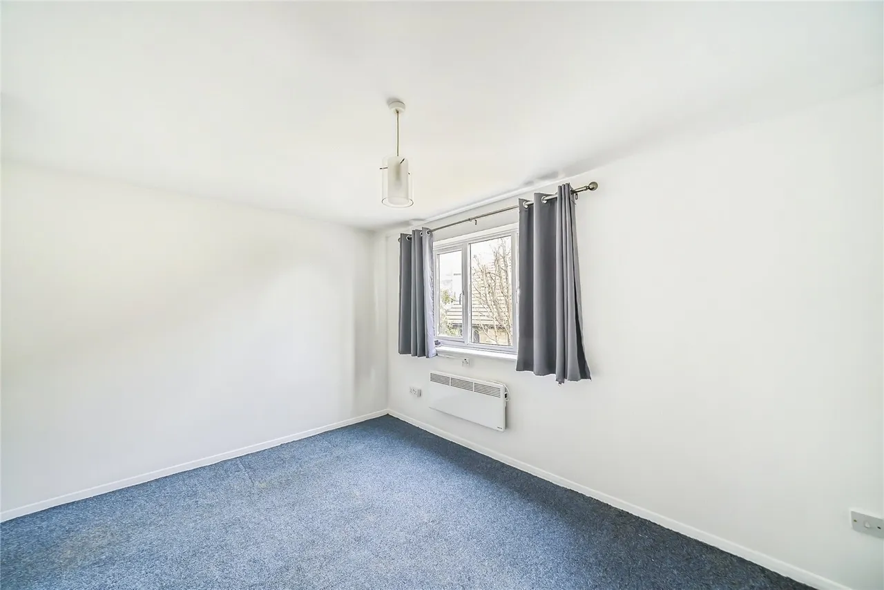Thant Close, London, E10, photo 17