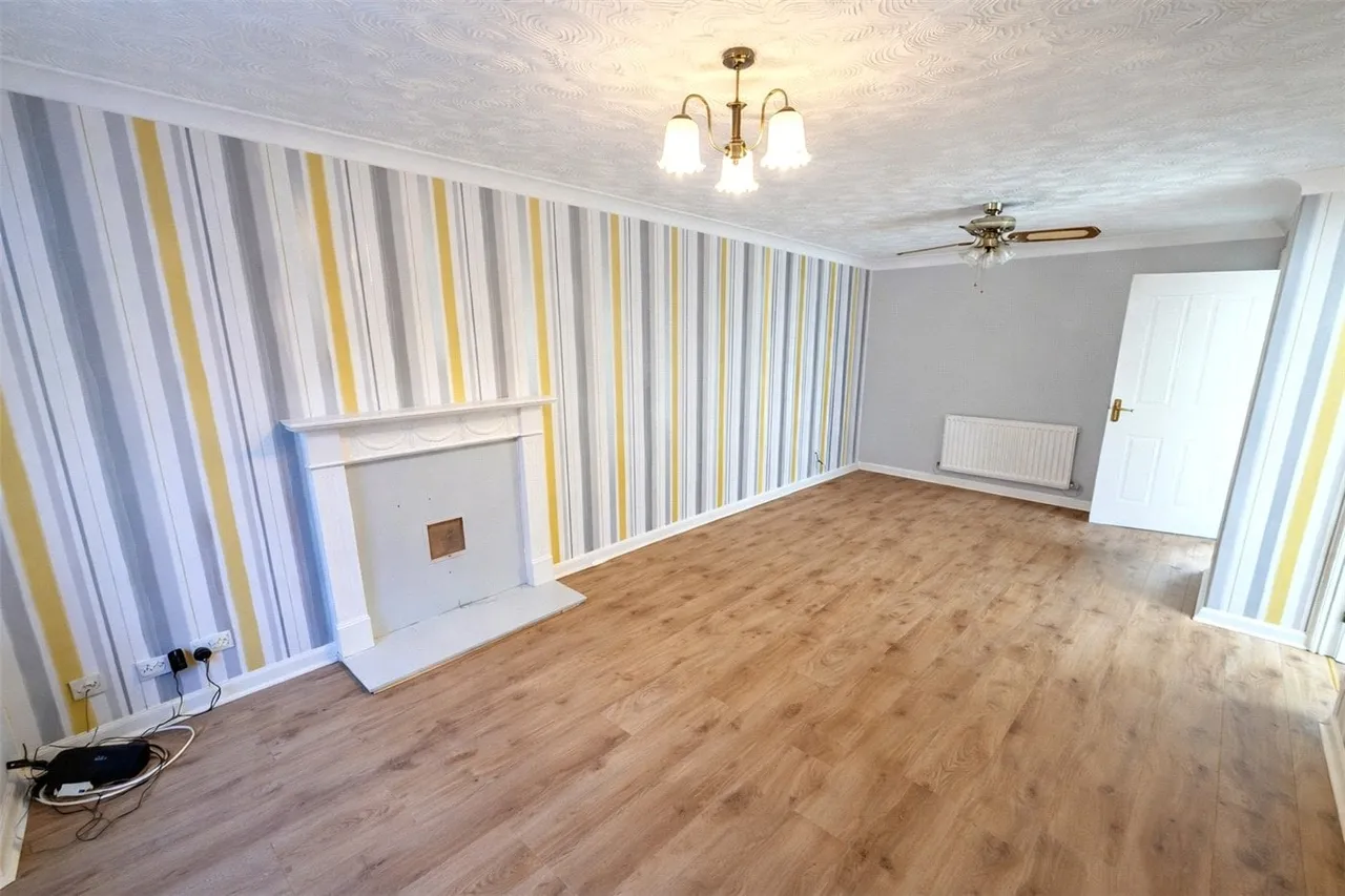 Piccadilly Way, Morton, Bourne, Lincolnshire, PE10, photo 6