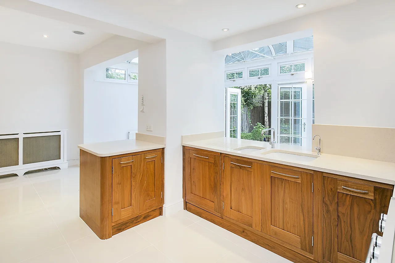 Muncaster Road, London, SW11, photo 14