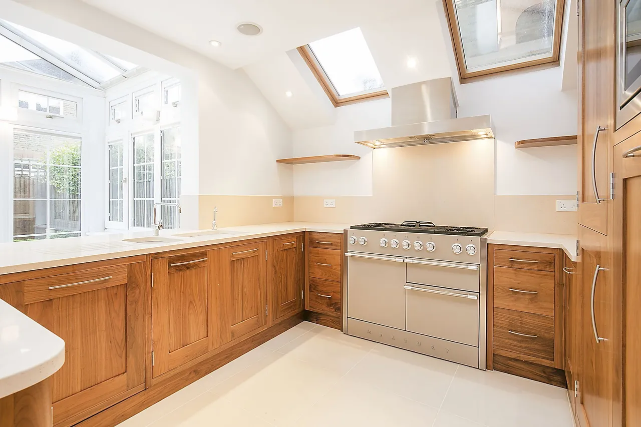 Muncaster Road, London, SW11, photo 8