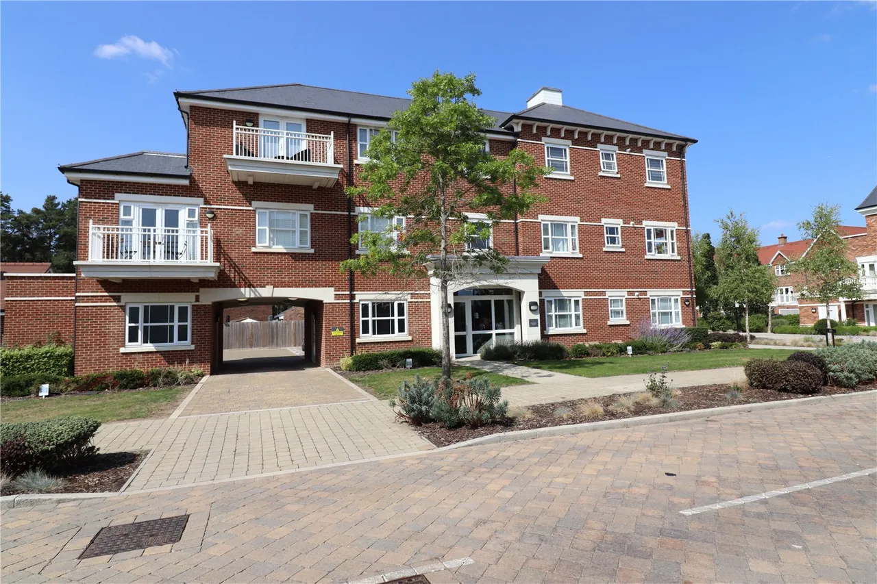 2 bed flat for sale — Pyestock Way, Fleet, Hampshire, GU51 3JX