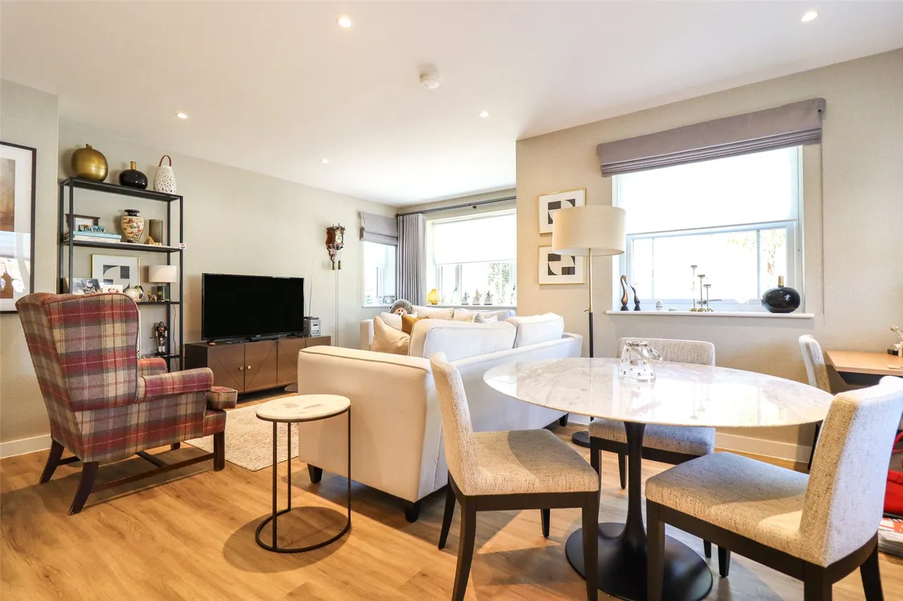 Pyestock Way, Fleet, Hampshire, GU51 3JX, photo 8