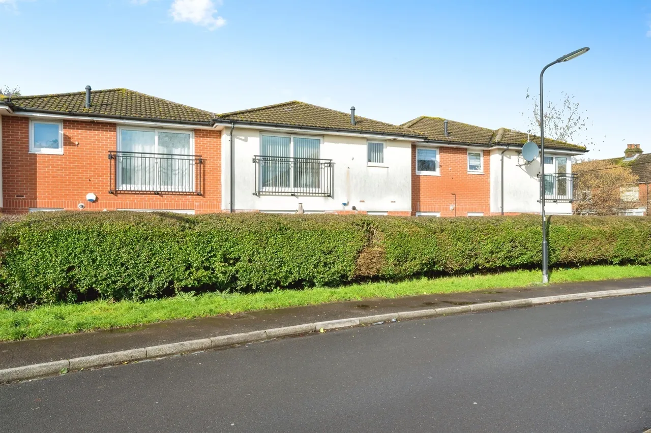 Mansel Road East, Southampton, SO16, photo 14