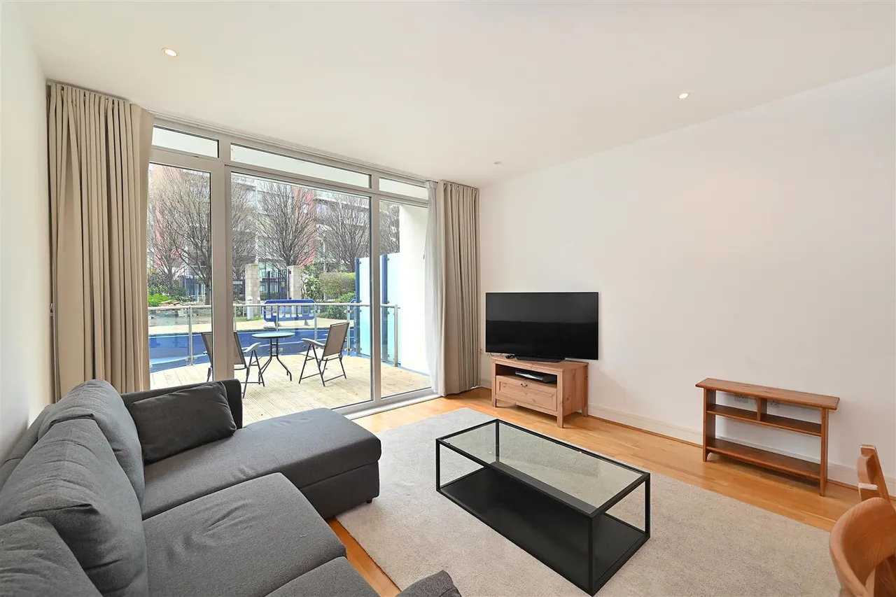 Queenstown Road, SW11, photo 4