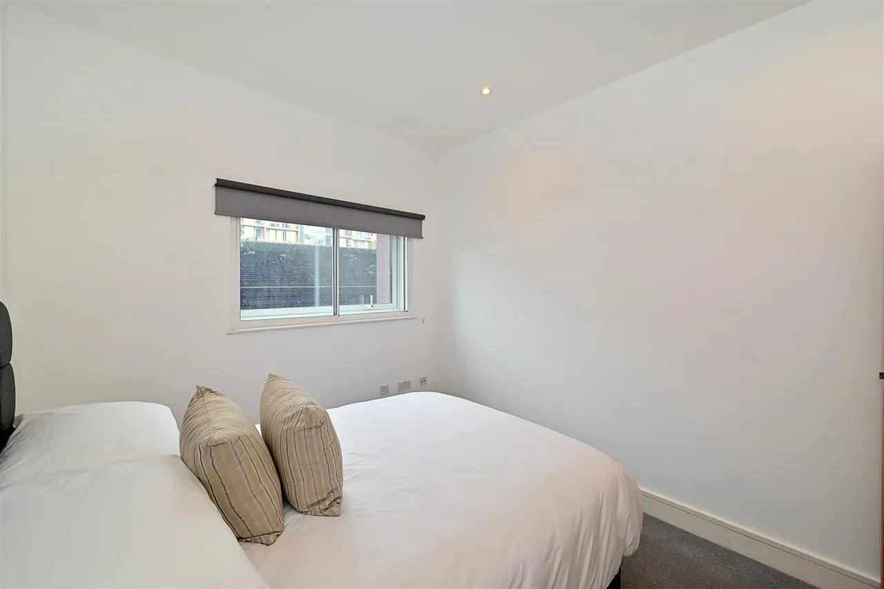 Queenstown Road, SW11, photo 10