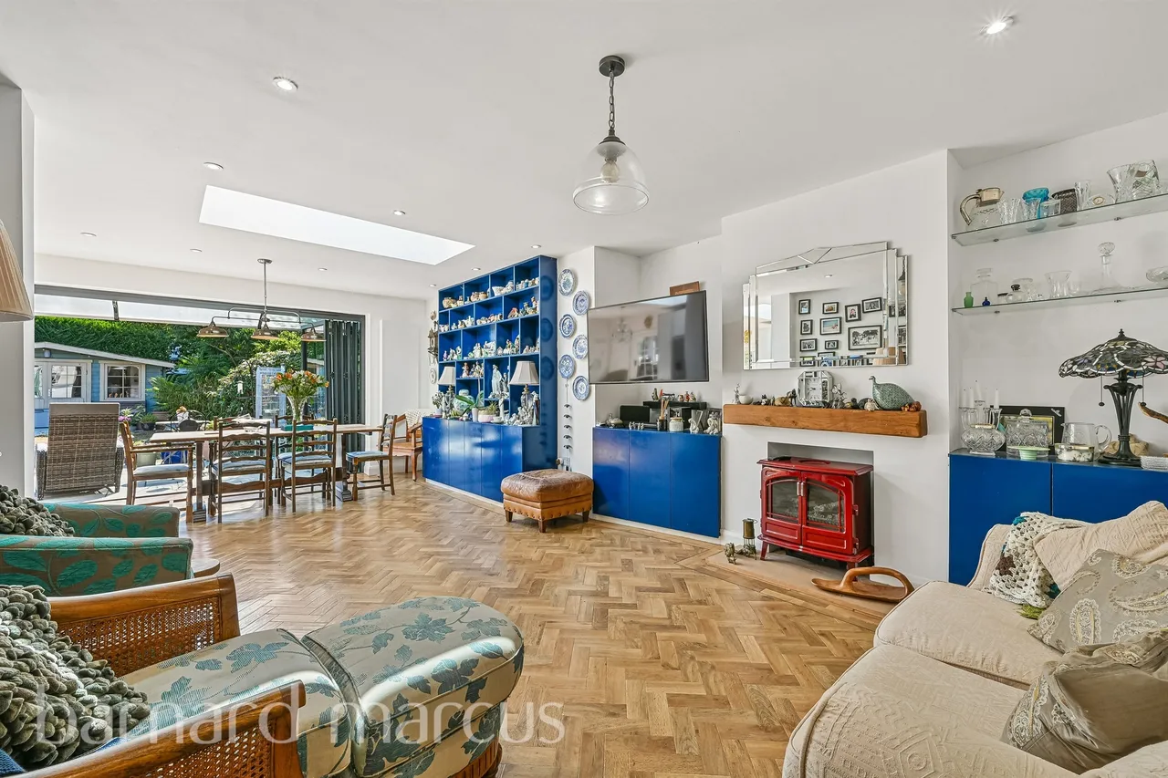 Firswood Avenue, Epsom, KT19, photo 3