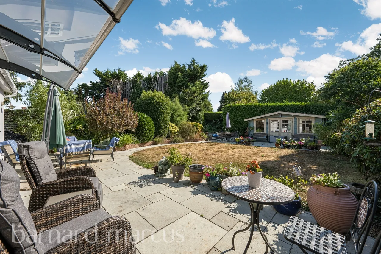 Firswood Avenue, Epsom, KT19, photo 17