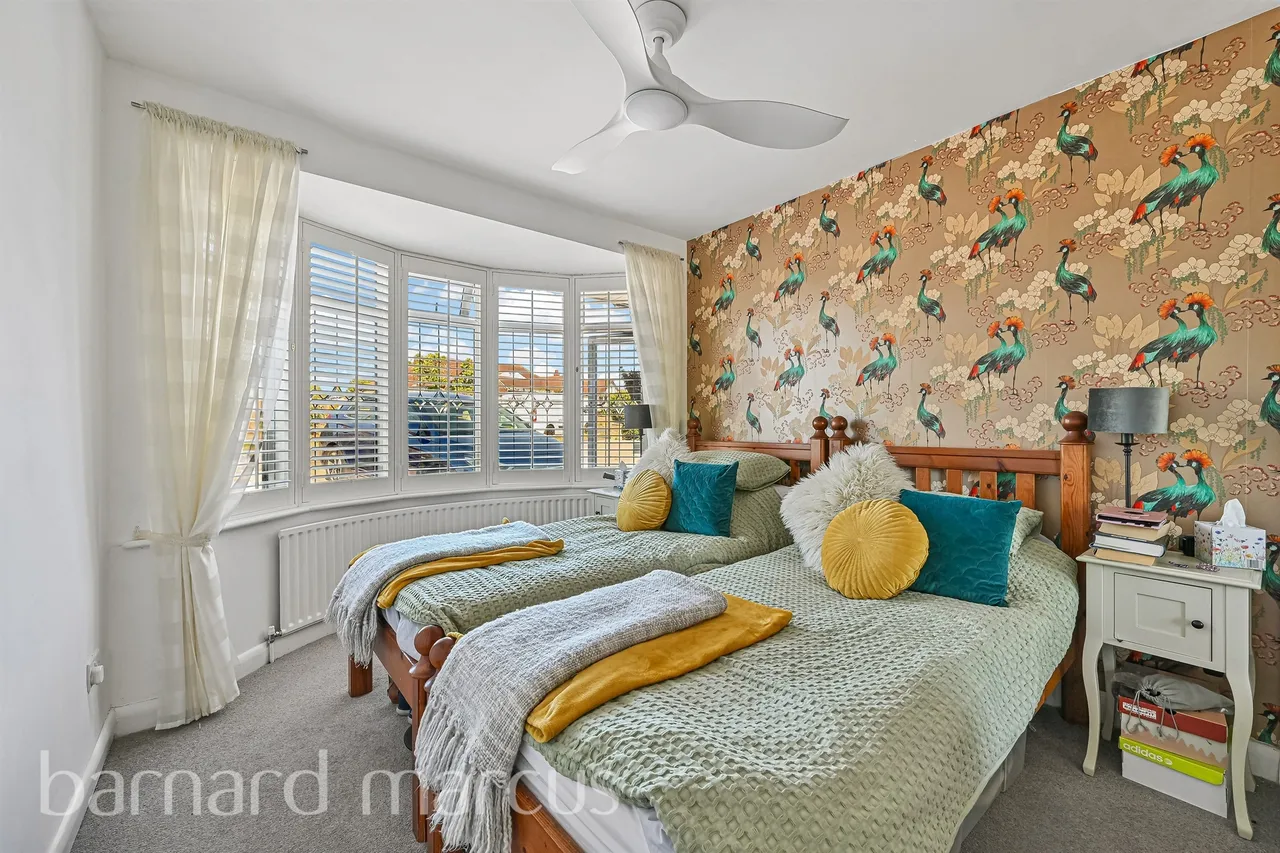 Firswood Avenue, Epsom, KT19, photo 11