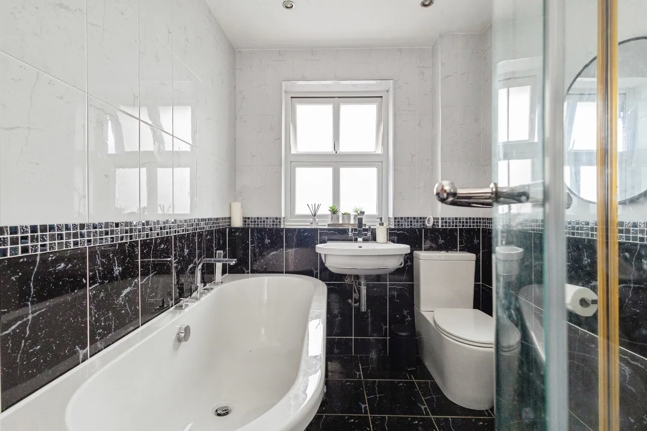 Springvale Close, Ashton-under-Lyne, Greater Manchester, OL7, photo 14