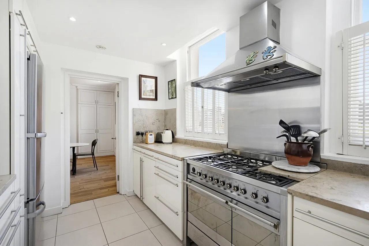Holland Park Avenue, Holland Park, W11, photo 10