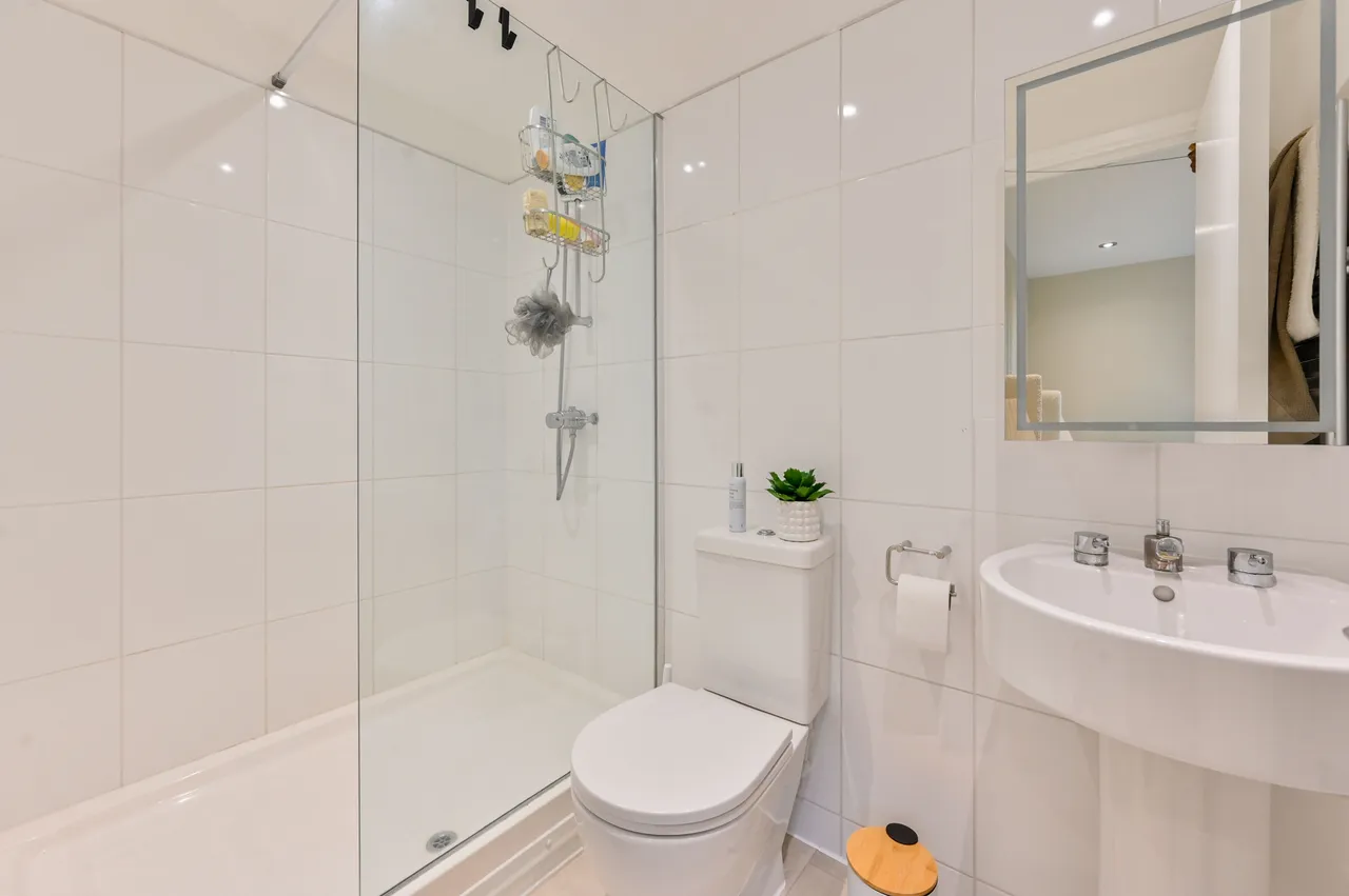 18 Carter House, 33 Petergate, London, photo 6