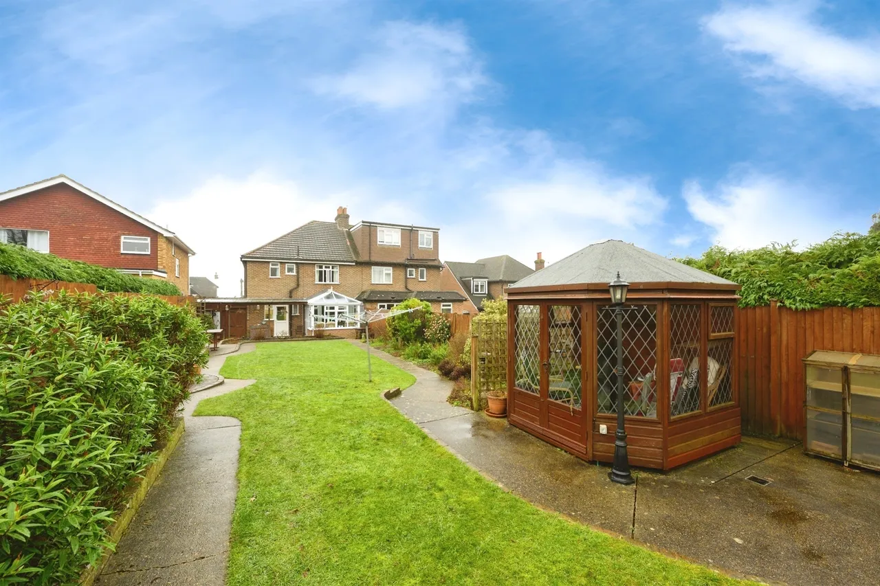 Marlpit Lane, Coulsdon, CR5, photo 15
