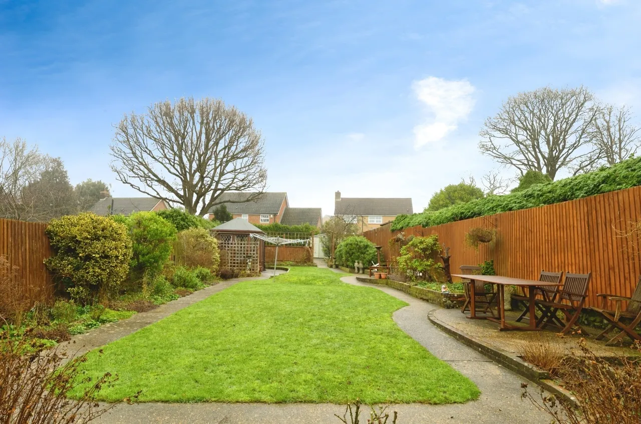 Marlpit Lane, Coulsdon, CR5, photo 13