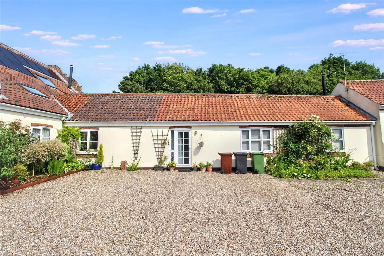 Thwaite Common, Erpingham, NR11, photo 8