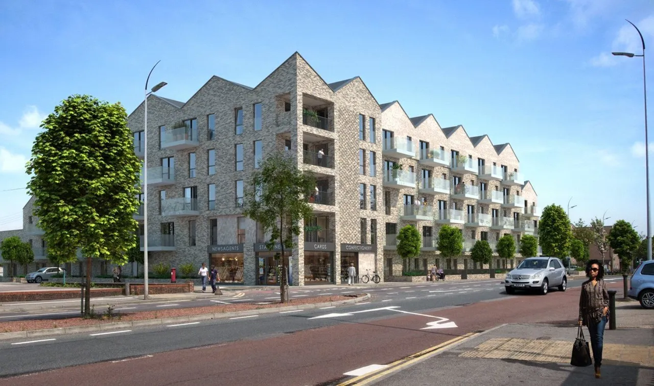 2 bed flat to rent, New Road, Rainham, RM13