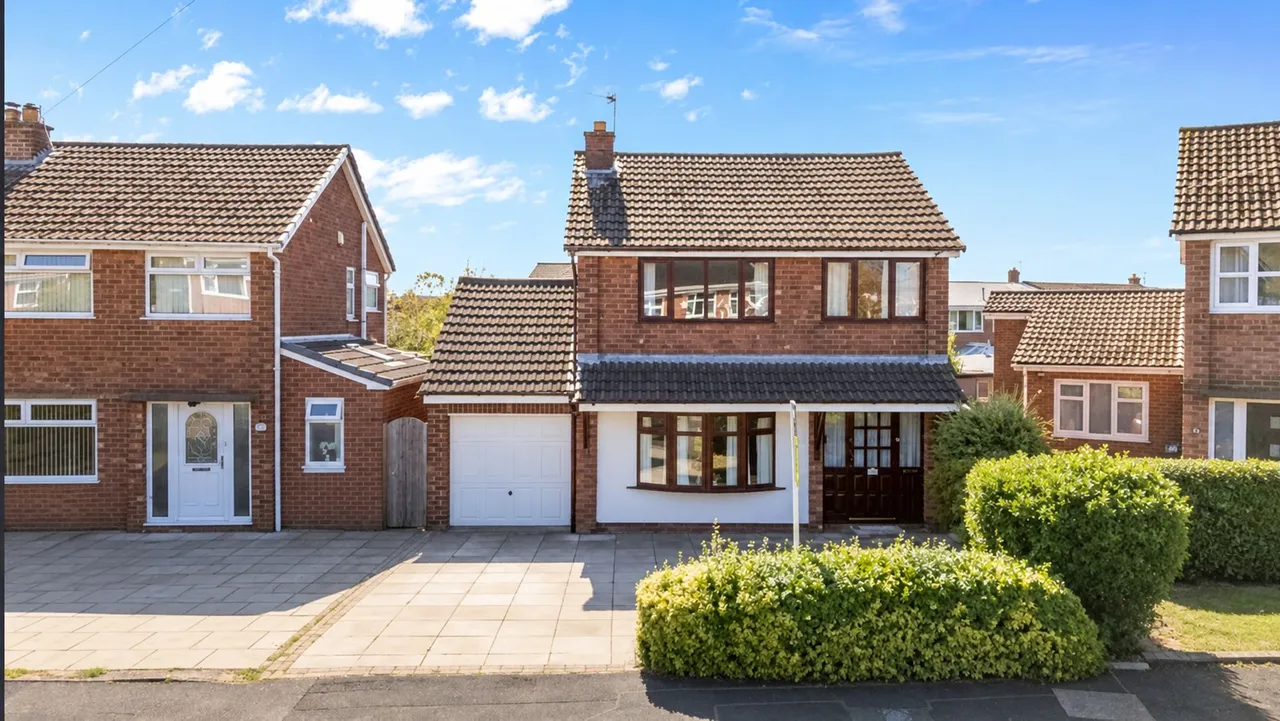 3 bed house for sale — Walkers Lane, Penketh, Warrington, Warrington, WA5 2PA