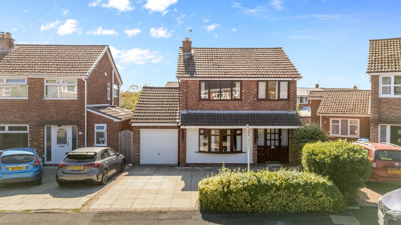 Walkers Lane, Penketh, Warrington, Warrington, WA5 2PA, photo 17