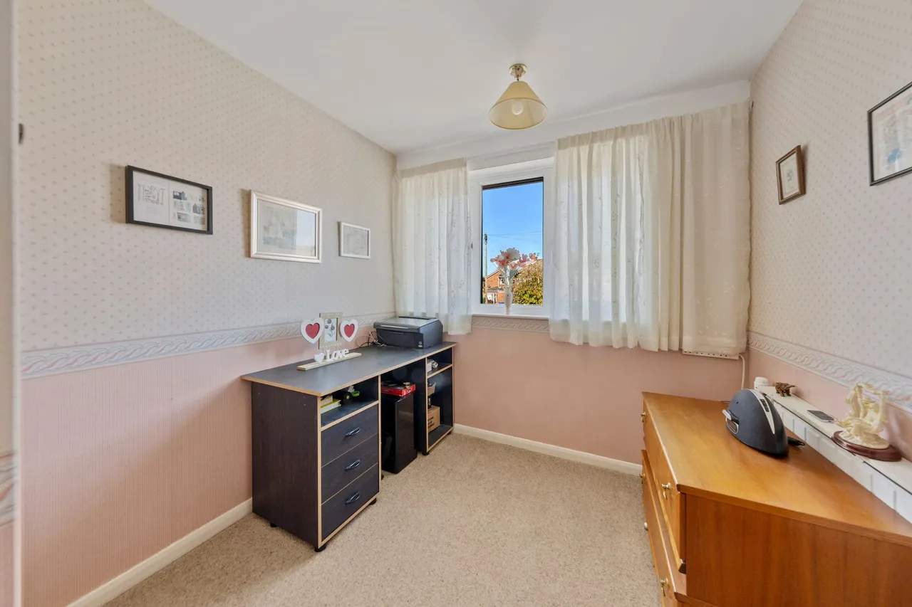 Walkers Lane, Penketh, Warrington, Warrington, WA5 2PA, photo 9