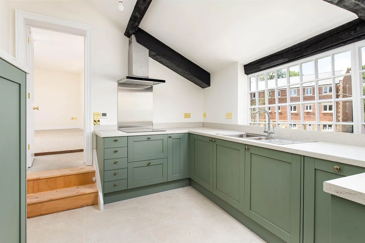 Polebarn Road, Trowbridge, BA14, photo 5