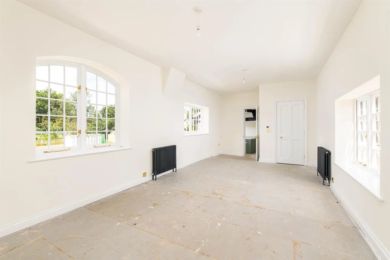 Polebarn Road, Trowbridge, BA14, photo 2