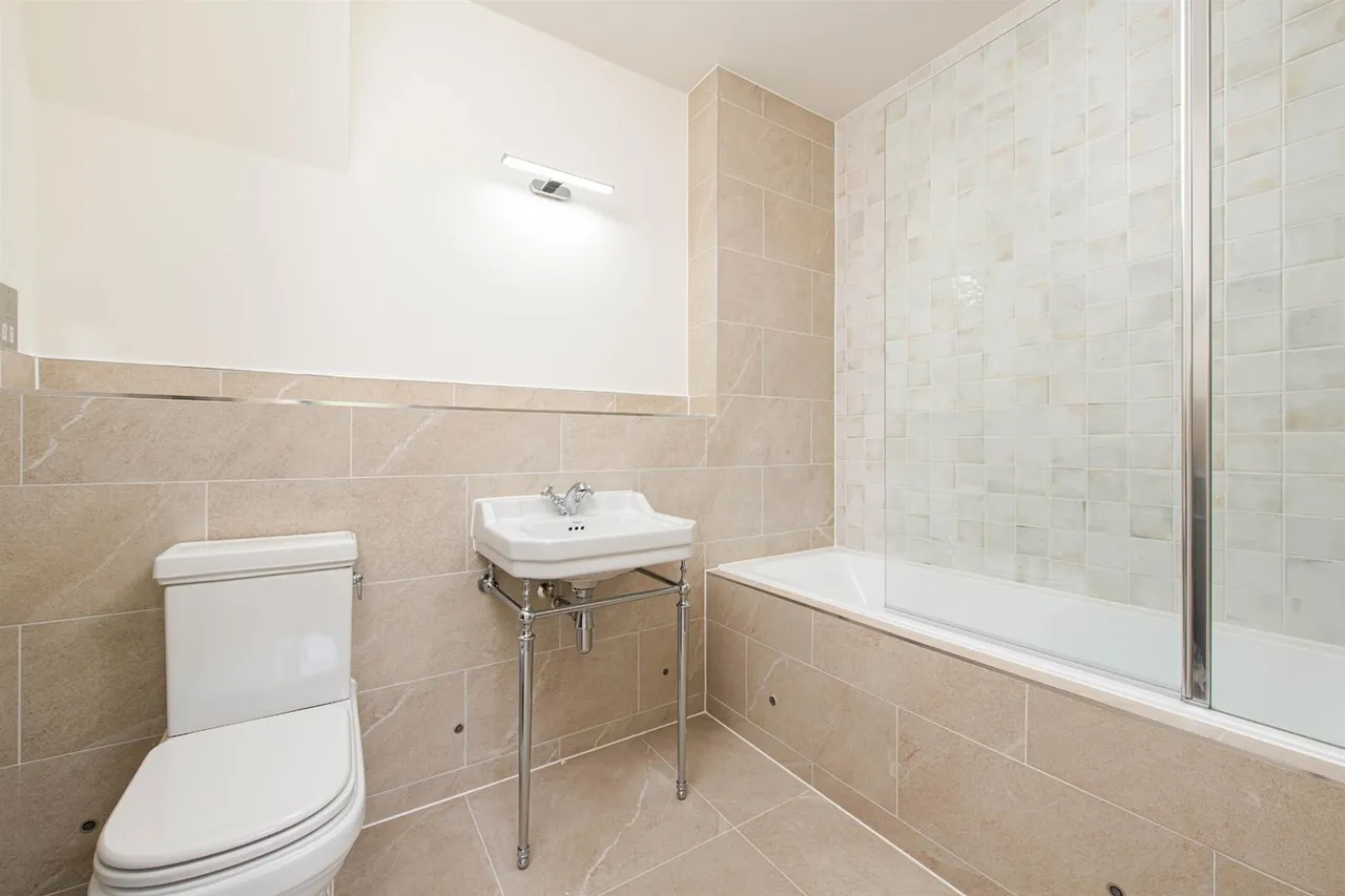 Polebarn Road, Trowbridge, BA14, photo 8