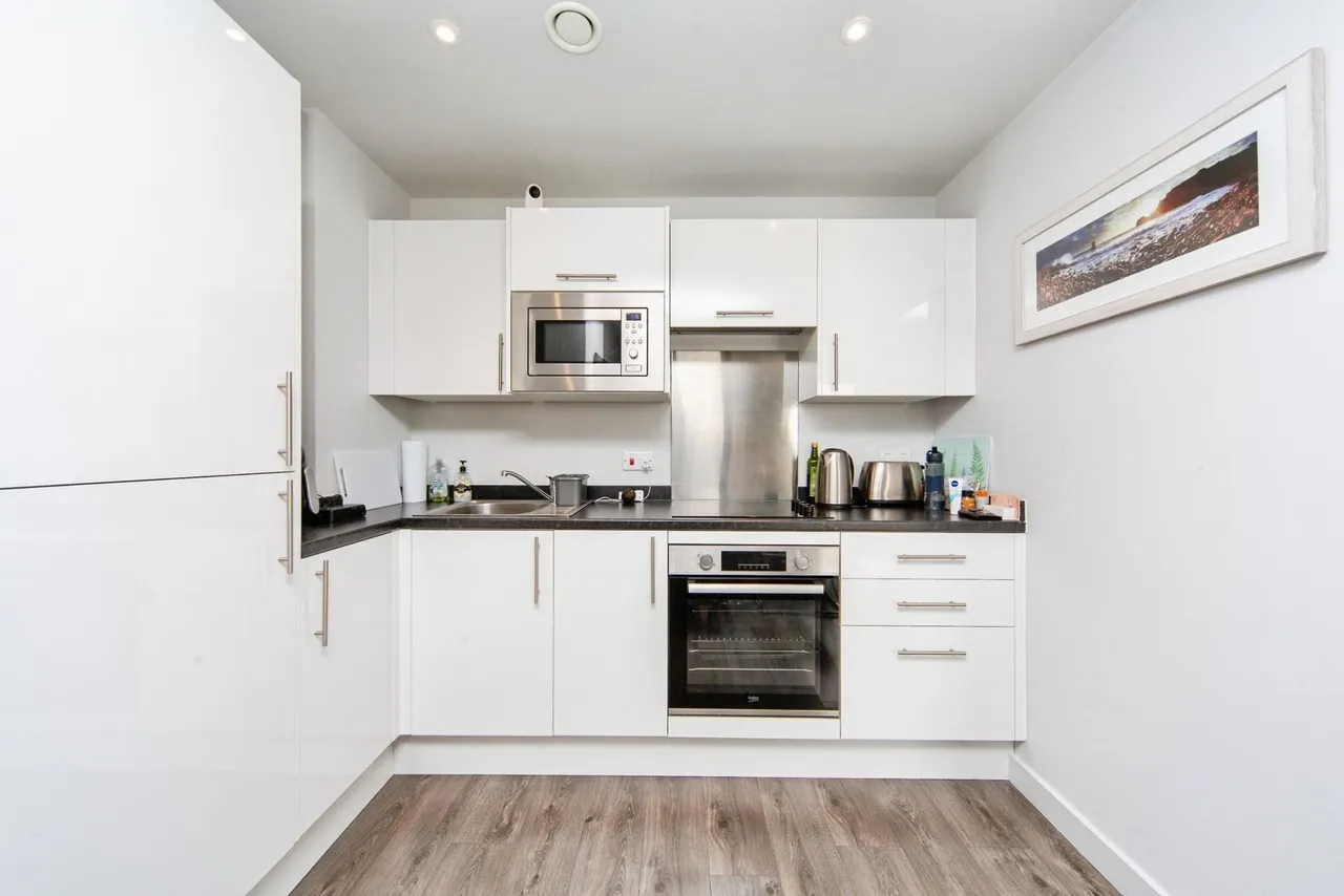 Neptune Place, L8, photo 8